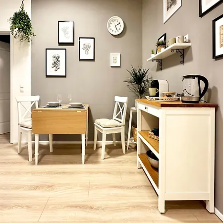 Apartamento Cozee - Cozy 1-room With Netflix