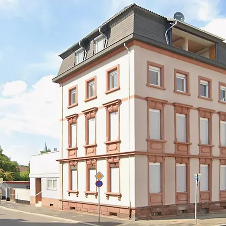 Cozee - Cozy 1-room With Netflix