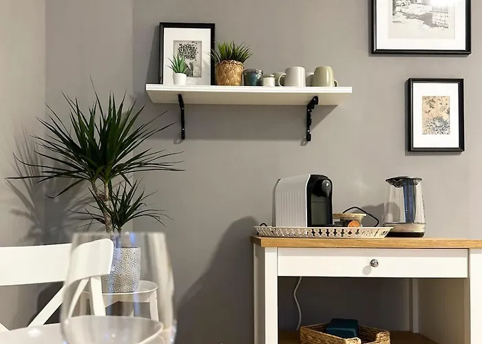 Apartamento Cozee - Cozy 1-room With Netflix *