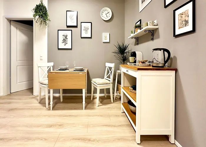 Apartamento Cozee - Cozy 1-room With Netflix